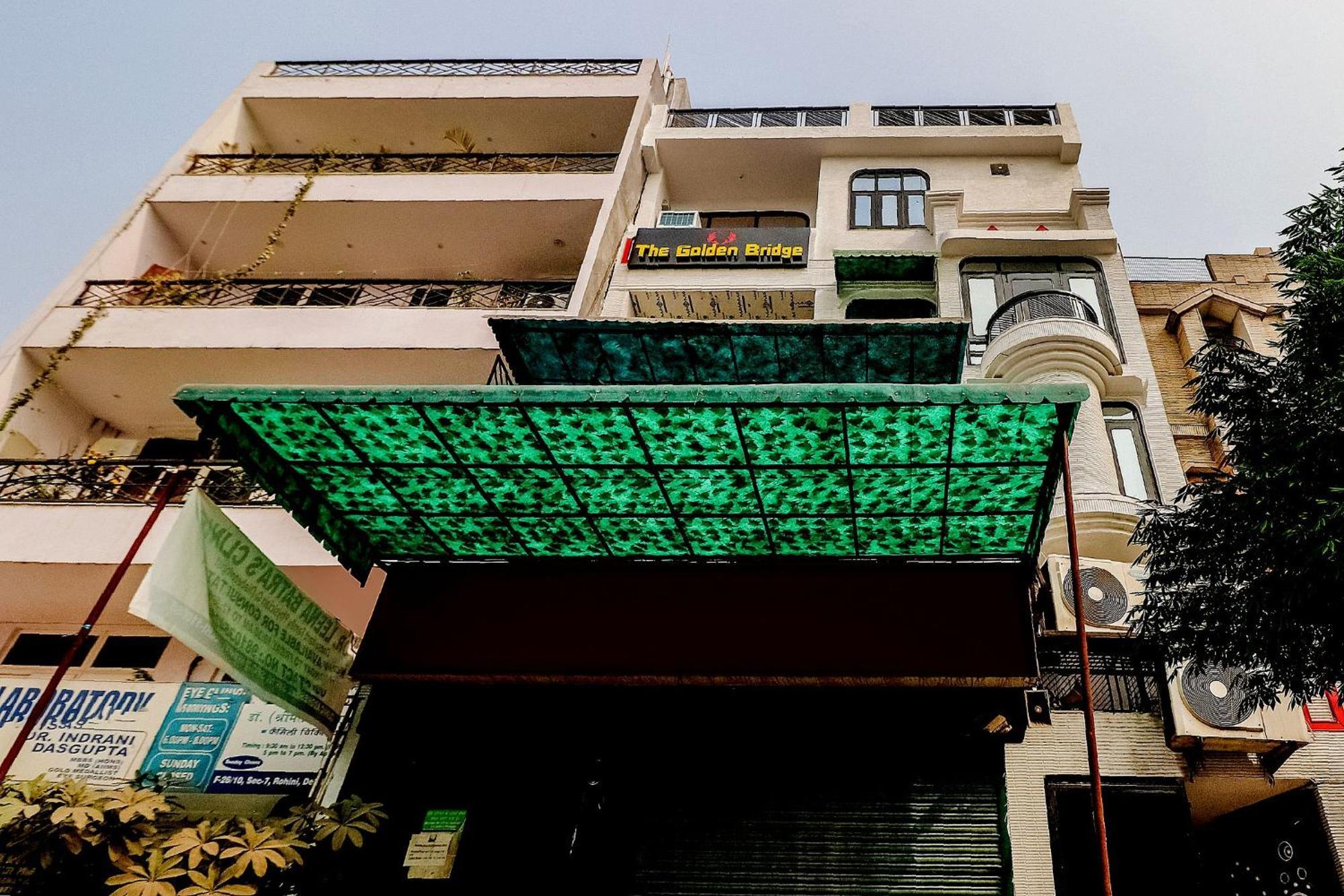 Golden Bridge Hotel New Delhi Exterior photo